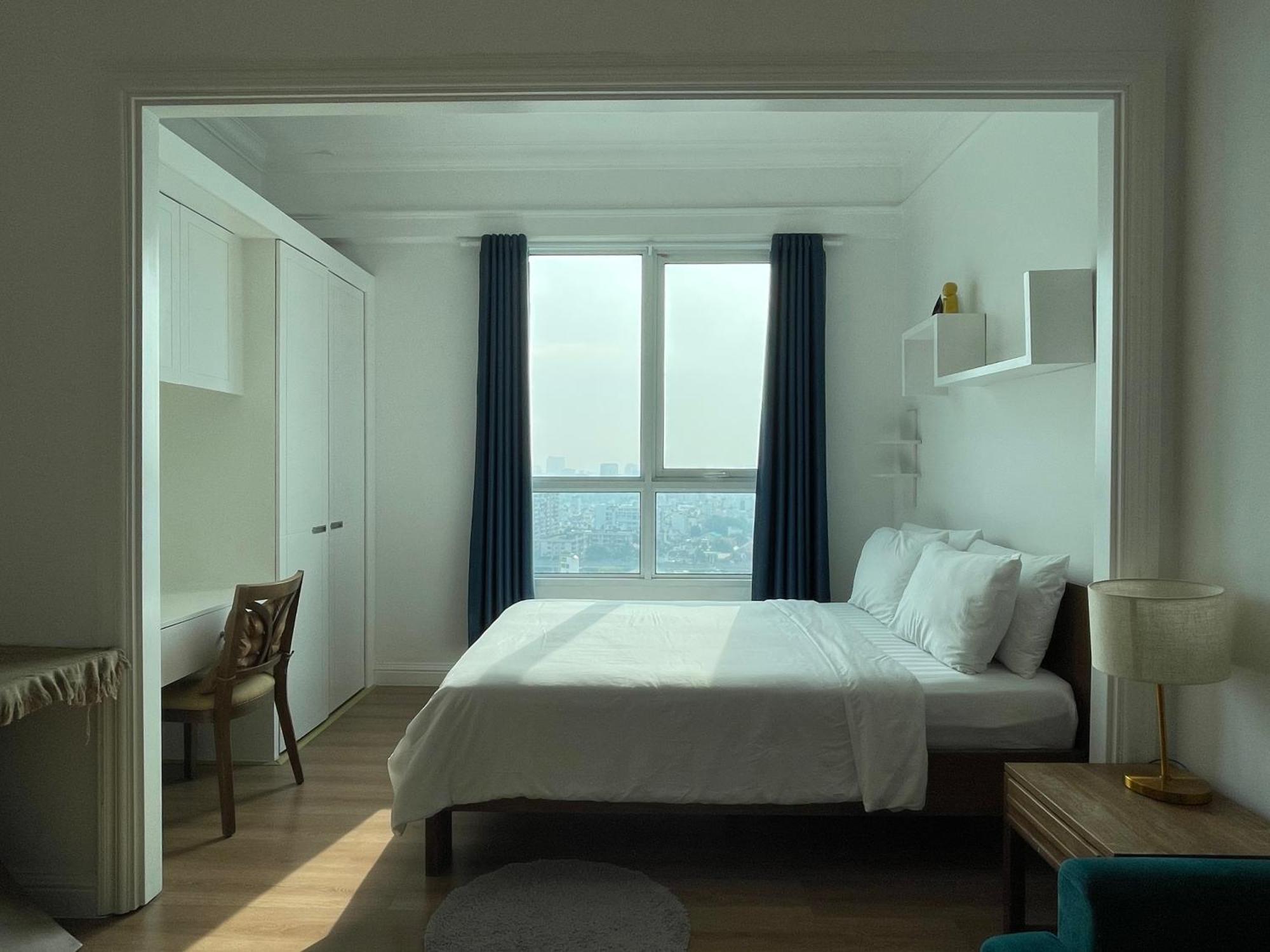 The Manor 2 Luxury Free Roof Pool Apartment *